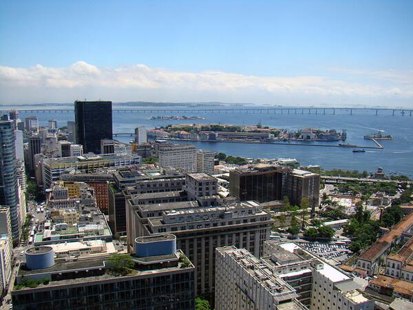 criaticidades's tweet photo. Brasil ganha o primeiro MBA em Economia Criativa e Cidades do país. http://t.co/0gcrhJbDTD http://t.co/TVBY6KvDqt
