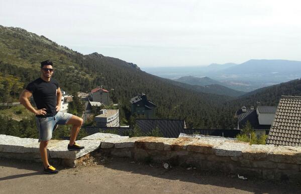 NoelBayarri's tweet photo. Paseo por Navacerrada http://t.co/97zDFsA8QX