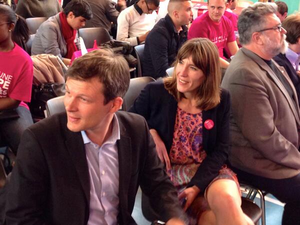 Avec nos candidats @BalasGuillaume @cdallonnes avt l'arrivée de @PervencheBeres #meeting  #dpt93 #NotreEurope #EP2014