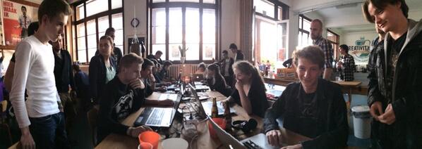 weareimd's tweet image. 1 en 2 IMD represent! Hard gaan! #codingolympics #thomasmore #district01
