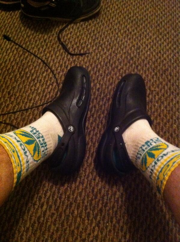 DJ_RISHH's tweet image. Just copped them slave 7s lmao #workkicks