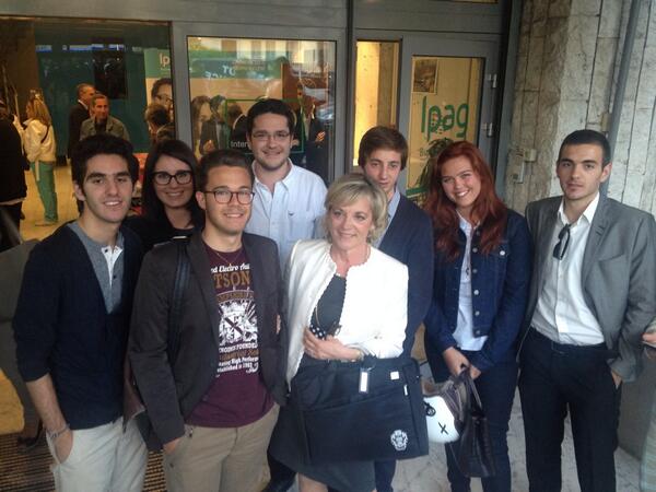 Avec les @JeunesPop06 après le débat <a href="/Nice_Matin/">Nice-Matin</a> : Merci pour votre soutien !  #jeudisactu #Europeennes2014 #Nice06