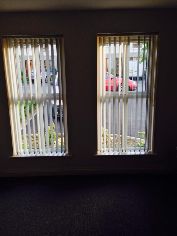 _liam11's tweet photo. Big shout out to @narrahips2 for a great job with the blinds #bestabout #sureano http://t.co/zsKxRPTeu7