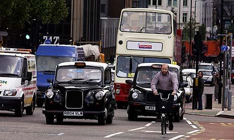 The Official Highway Code: cycle lanes content.govdelivery.com/accounts/UKDSA…