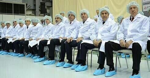 ercangun1's tweet photo. Tehlikenin farkında misin?

Sinop' ta yapılacak Nükleer Santral inşaatına talip olan firmalardan biri de Soma Holding http://t.co/1zCHglviGU