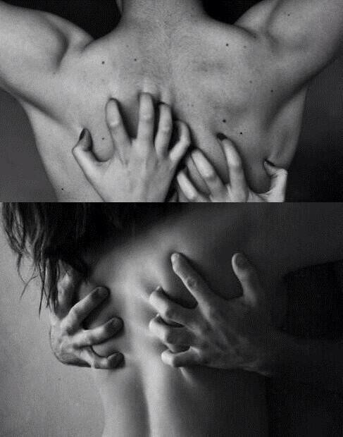 maartjekuss_'s tweet photo. Back scratching http://t.co/K32b57QY2a