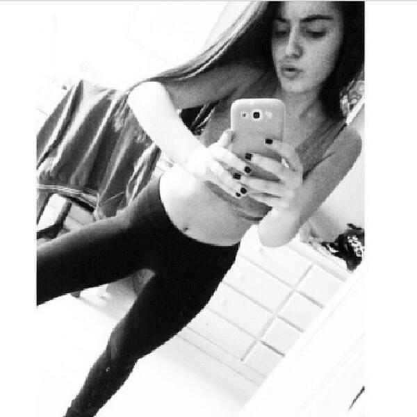 _RC_clara's tweet photo. Con candy a correr por el parque http://t.co/wzIksCkYey