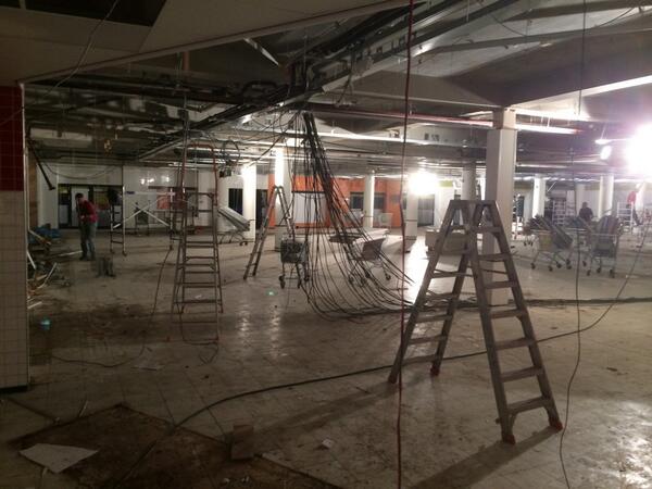 RT: "<a href="/PlusWallerbosch/">Plus Wallerbosch</a>: Het begin is er. " succes!!! #plus #plusgeeftmeer