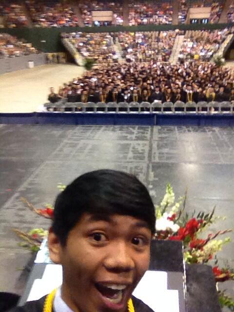 AsianNoodlez's tweet photo. The #ClassOf2014 is looking good! http://t.co/hp6S5FQF55