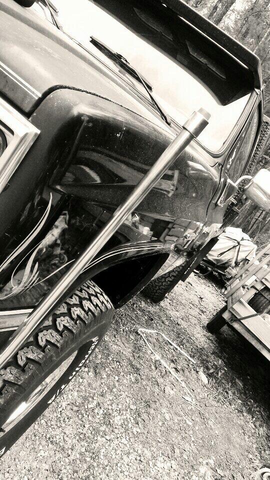 jonbutler96's tweet photo. My main hoe #k10crew#daschevylife#chevy#doingthevy#realmenwearbowties http://t.co/PibXNYpU41