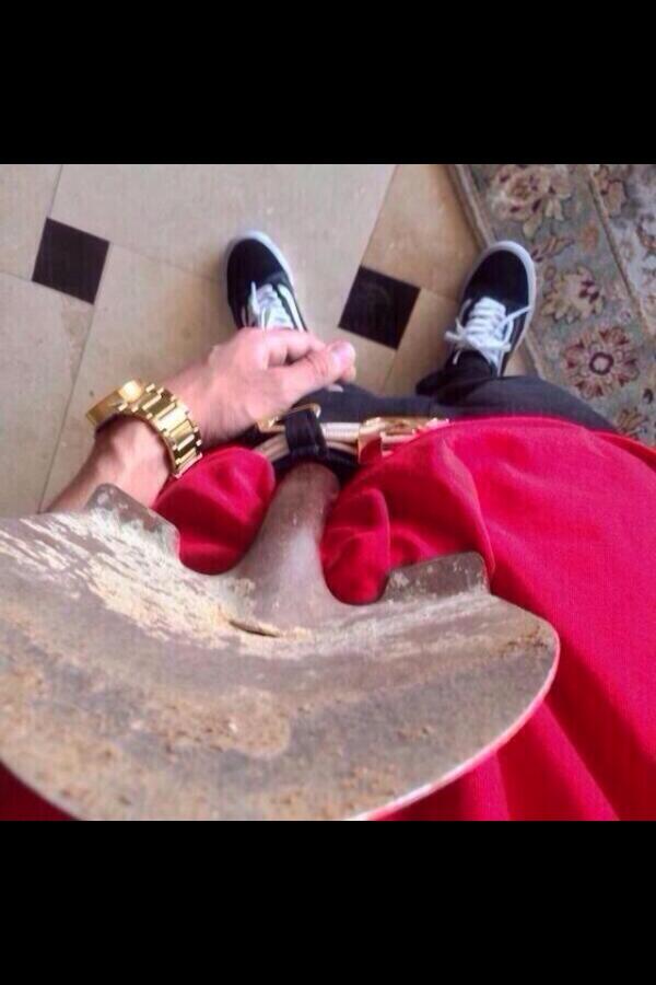 stowypls's tweet photo. Hoes on mai dik http://t.co/WaCpNwGhmw