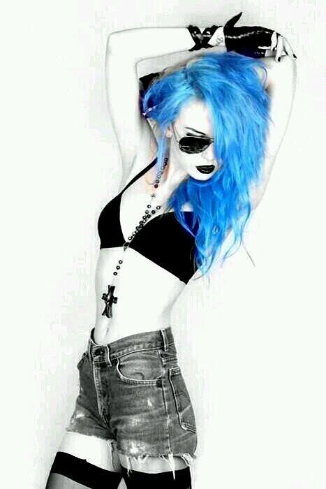 overandd0newith's tweet photo. hi.. i'm anabelle. i'm new. rt? http://t.co/vHdtWCPGUy