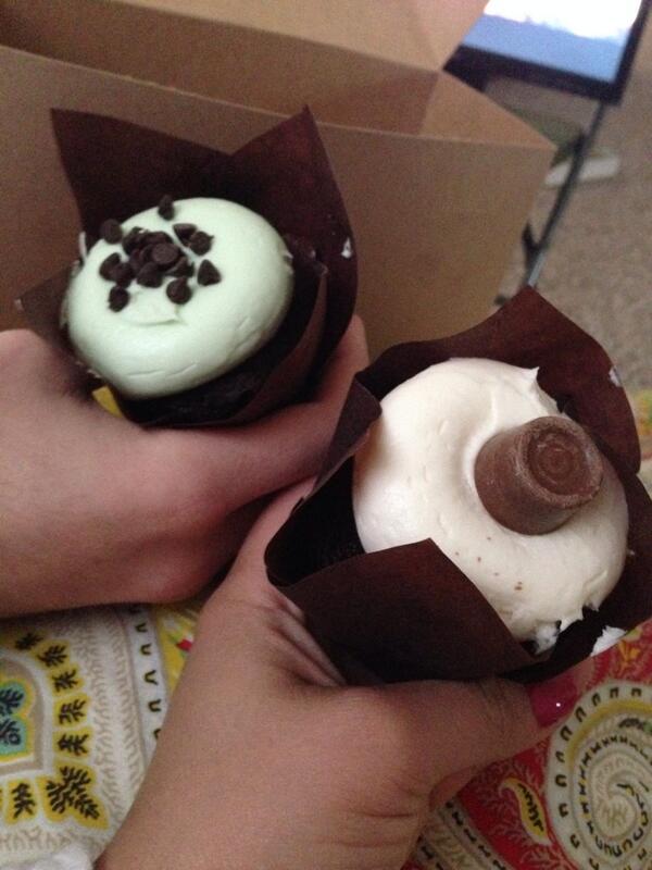 JennaPries's tweet photo. Scratch cupcakes AND Walter Mitty?! @kwatson924 http://t.co/bF2asahP2T