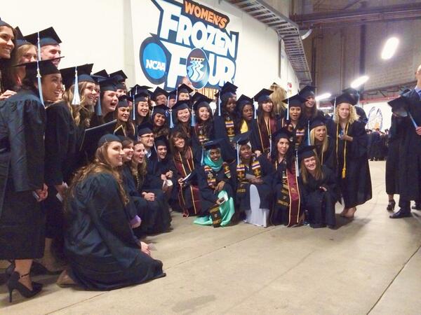 hireCEHD's tweet photo. Congratulations to all our CEHD graduates! #CEHD2014 @UMNFSoS http://t.co/IEkvsnSTRo