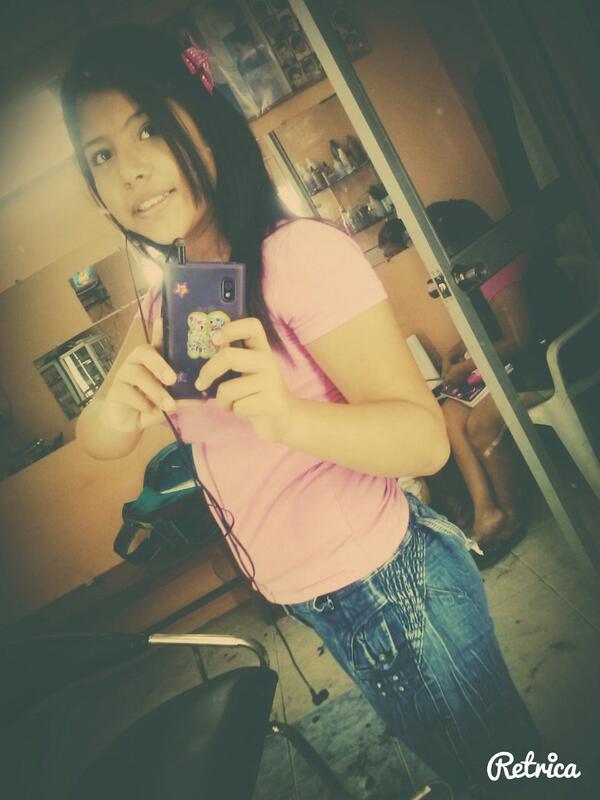 marilynbravo7's tweet image. #retrika ...aww tan lenda yooojejej