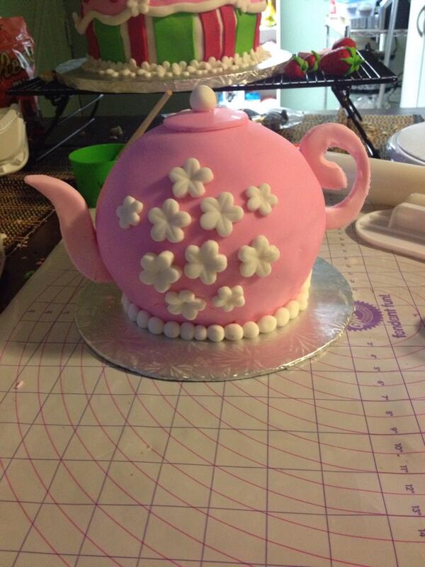Cupcake Town tweet media