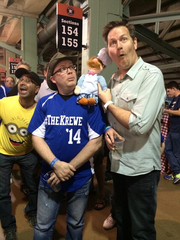 vNiklas's tweet image. .@The_SwedChef meets some idols, @joeysnow @RicksterCDN on the final party #msteched #thekrewe
