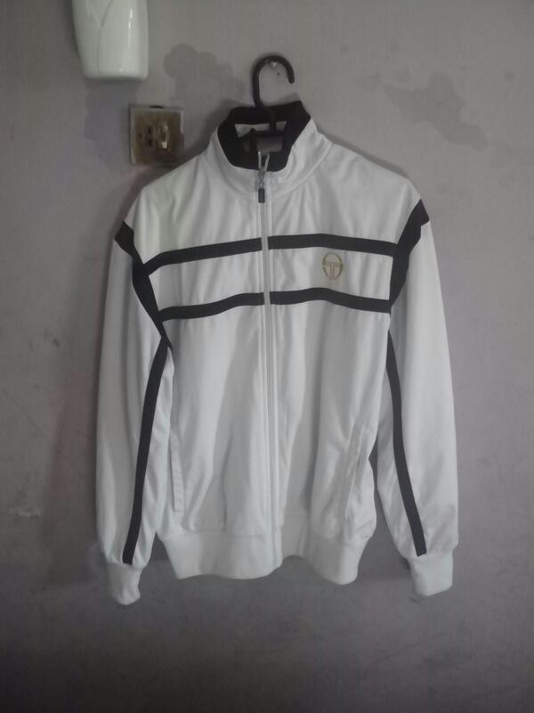 shine2stuff's tweet image. TT ST, size m fit to L, used condition, Minat serius: 
Sms/Wa: 089634603684
Pin: 769A027E