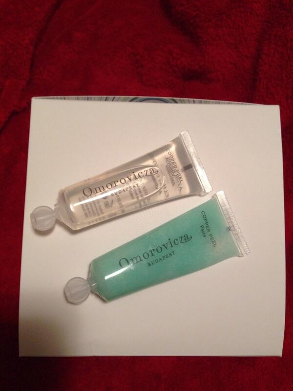 Tried my <a href="/Omorovicza/">Omorovicza</a> blue #copperpeel for the first time! It left my skin#feelingsoft and radiant! #inlove