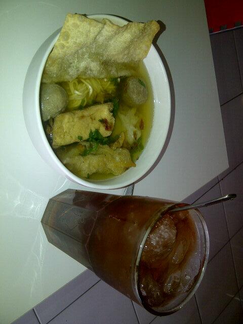 Bakso Tukul Arwana tweet media