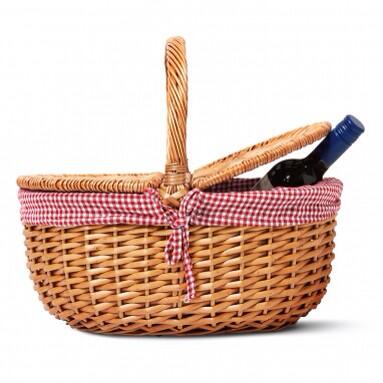 TigerUK1's tweet photo. It's warm enough this morning for a breakfast picnic. Wicker Hampers - £15 http://t.co/I7jt2Nw3GT
