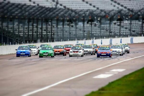 JTCC1's tweet photo. 1 day remaining until rounds 5 &amp; 6 @Oulton_Park. Its going to good weather and great racing. Come see for yourself! http://t.co/U9wYvUpEnH