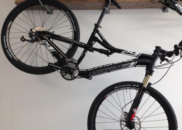 MTBwebshop's tweet photo. Nieuwe Cannondale Scalpel 4 uit voorraad leverbaar maat L van 2199 voor 1699 euro
http://t.co/6KskR4WGaC http://t.co/WX3Kg7aExE