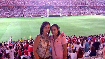 todiji's tweet photo. Aqui estamos contigo sevilla compartiendo la gloria en tu escudo orgullo de futbol de nuestra ciudad @ElPaisaje1 http://t.co/M3NWpm4UTH