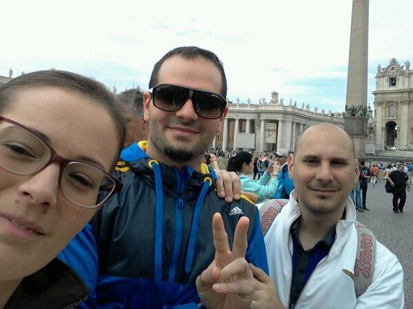 BonannoEmily's tweet photo. E siamo anche qui http://t.co/ZROyFielSq