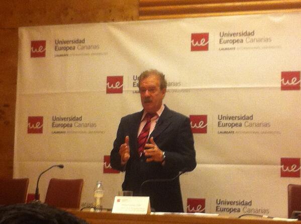 Studiesbooking tweet media