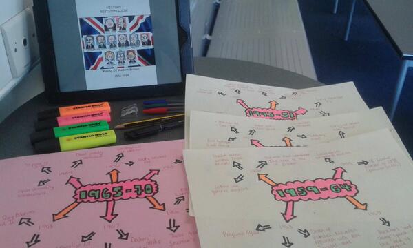 davidwt1997's tweet photo. History mind maps ready for next Thursday in the common room #RevisionAllDayEveryDay #RevisionIsLife :) http://t.co/NkJ56e78dT