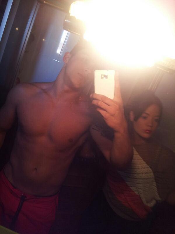 victormayo2's tweet photo. de paseito con mi nena ;) http://t.co/pJnlzkQDJT