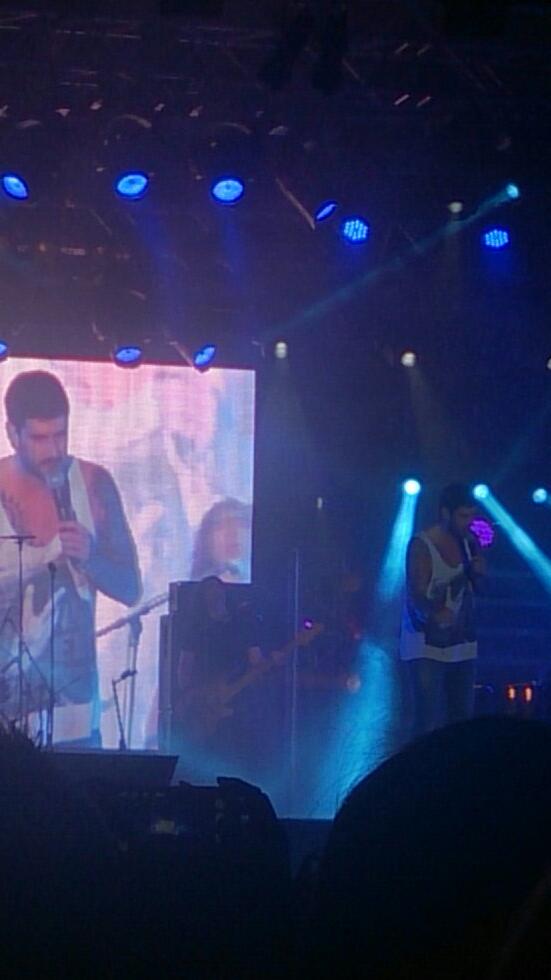 23_esther's tweet photo. Concierto increible de @MelendiOficial momentazos inolvidables!!! http://t.co/IKNhRmZeku
