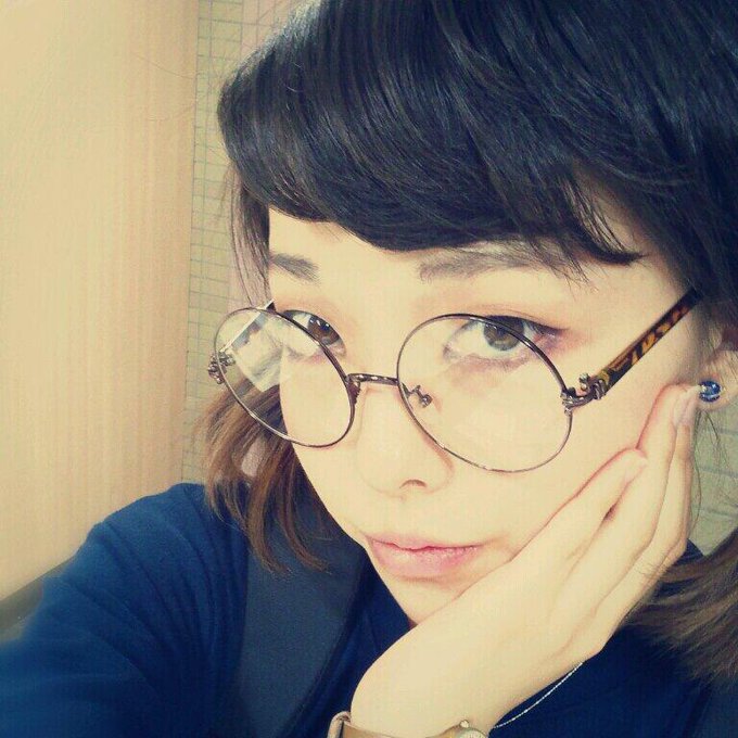 丸メガネちゃんのtwitterイラスト検索結果 古い順