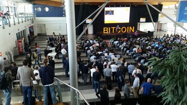 scryptrigs's tweet image. Packed house at #Bitcoin2014! #bitcoin #litecoin #btc #ltc #cryptocurrency #amsterdam