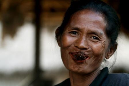 kalu kamu pernah nginang, berarti masa kecil kamu bahagia *lah