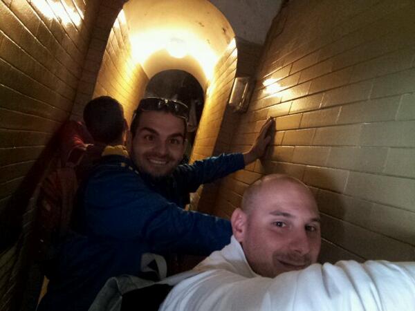 BonannoEmily's tweet photo. Su per il cupolone http://t.co/eXa4CmIaeQ