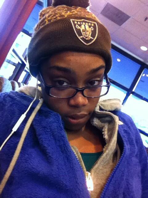 UglyChynnaDoll's tweet image. They got me n the doctors off #chicago #hat #doublejacket I would've supprises if it started snowing