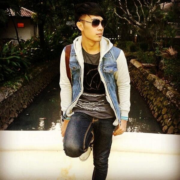 Andreas F Amvahar (@amvaharf) on Twitter photo 