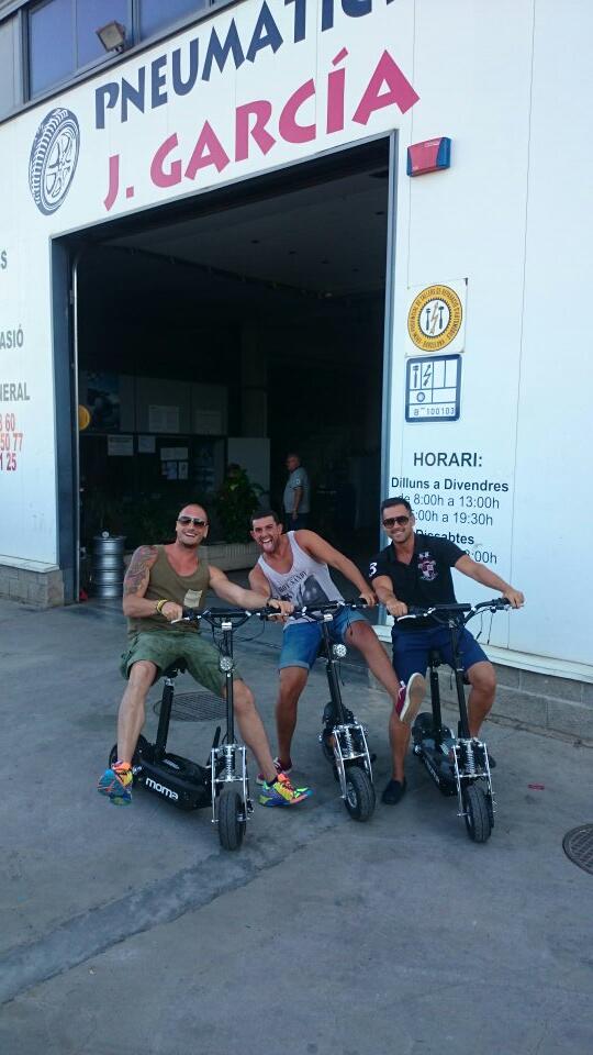 FunnyRentals's tweet photo. @Jonathan_m_n @vicen28 yeaaaah http://t.co/o4oIjRg1Vv