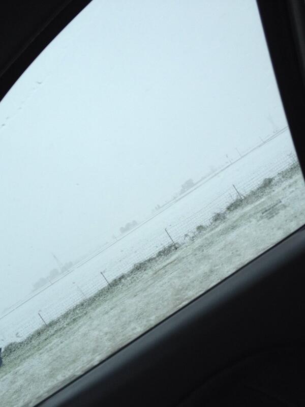 Irydescynt's tweet image. This is what snow In Illinois looks like in May #midwestproblems