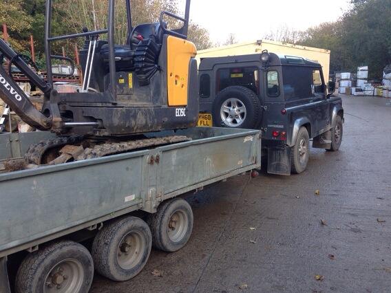 RIKKIMASTERS's tweet image. Spent all my wages on a digger #thatscommitment #RMdevelopments