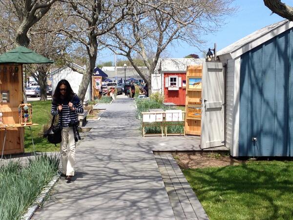 ArtsAppCapeCod's tweet photo. Beautiful opening day for the Artist Shanties down in the HyArts Cultural District #CapeCodArts http://t.co/pQwPACWWQc