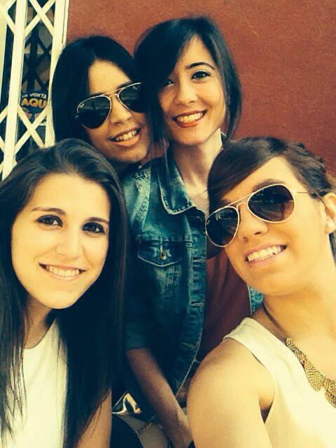 MarttaL's tweet photo. Amigas! Os requiero colegas! http://t.co/n0MLmSHHDi