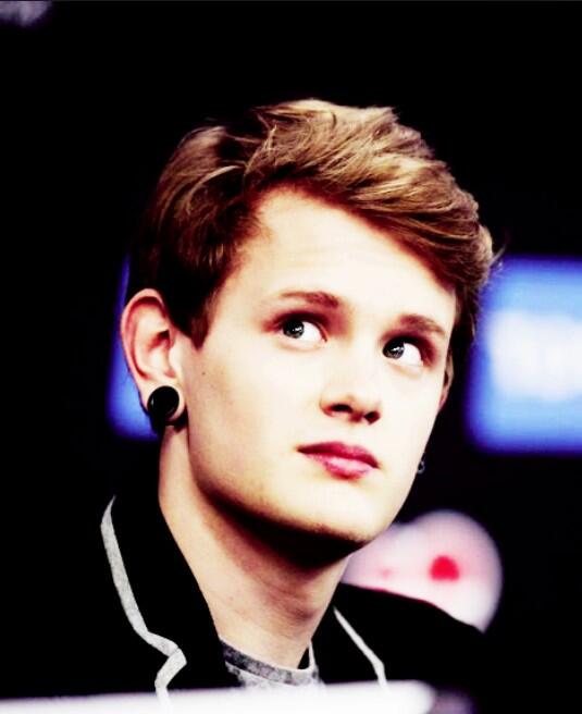 SoftengineIRE's tweet image. How can you be so gorgeous 😍