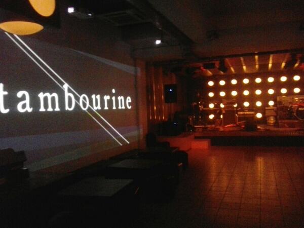 _bixo_bum's tweet photo. @PlasticMadeSofa tutto pronto all'Arci Tambourine http://t.co/9gP6pDDg0S
