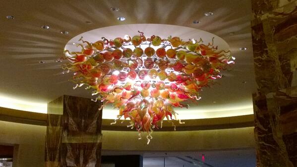 AdamFowler_IT's tweet image. Did anyone notice there was a sperm light in the Hilton lobby?? #msteched