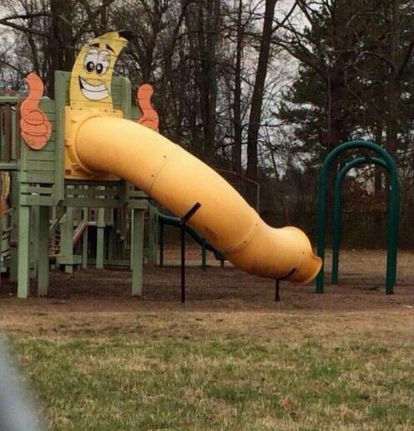 diegodelacurva's tweet image. Ya no se puede ni llevar a los gurises a la plaza!