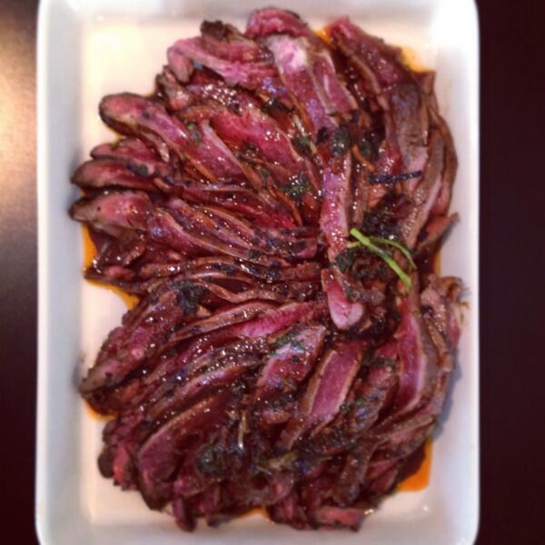 lisanakamura's tweet photo. Happy food revolution day! #potluckchallenge #FRD2014 #rethink #flanksteak http://t.co/YijQaCLX8i