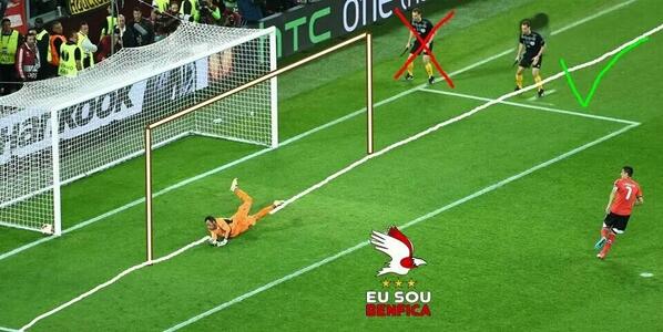 ruieldinis's tweet image. Isto é um penalti numa tv 3D. #mftvi24